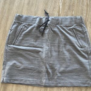 2 pairs Athleta XL Tall Gray Stripe Modern Midtown Metro Golf Tennis Sports